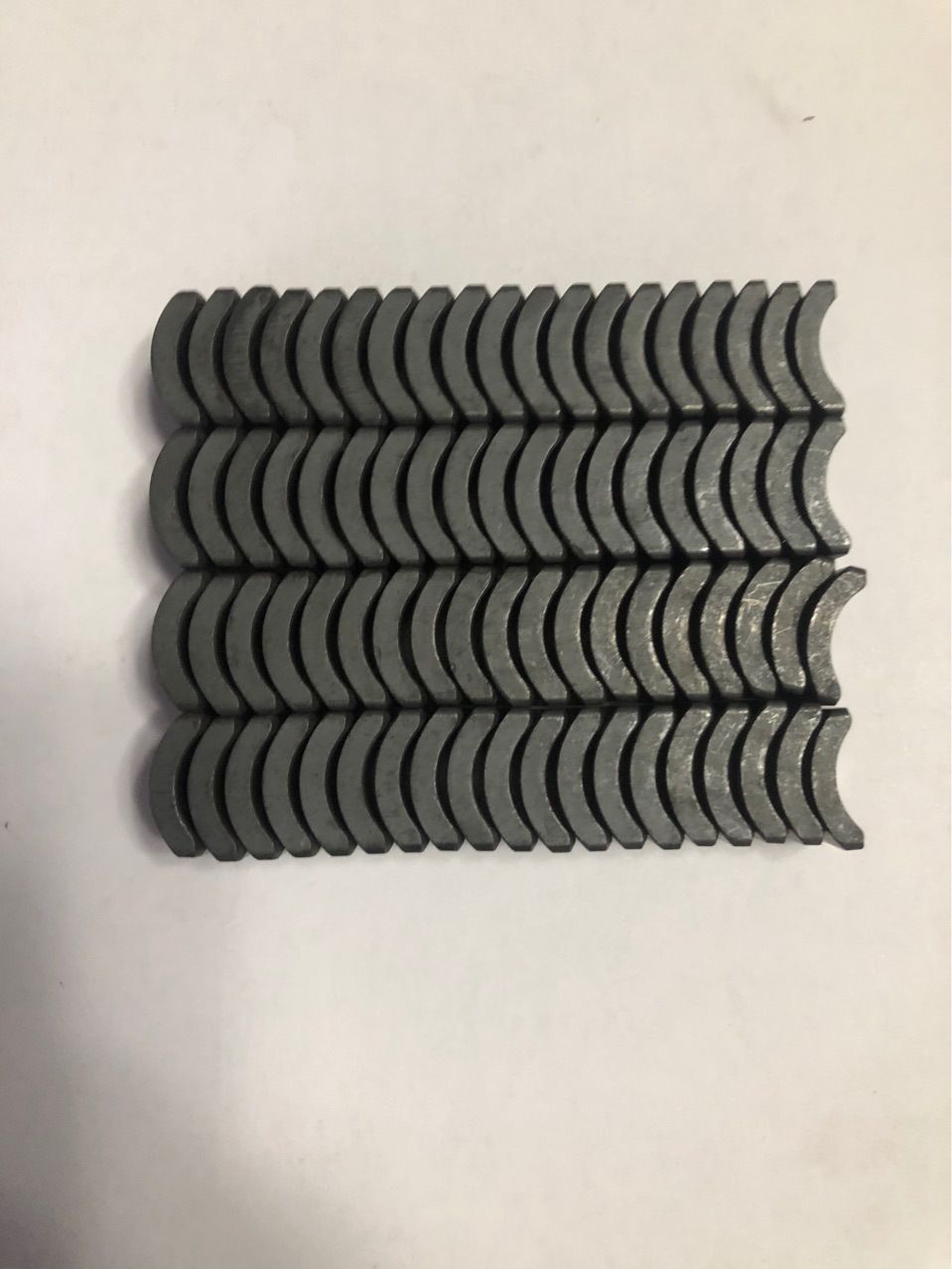 High-Performance Dry Anisotropic Magnetic Tile FC260/FC280