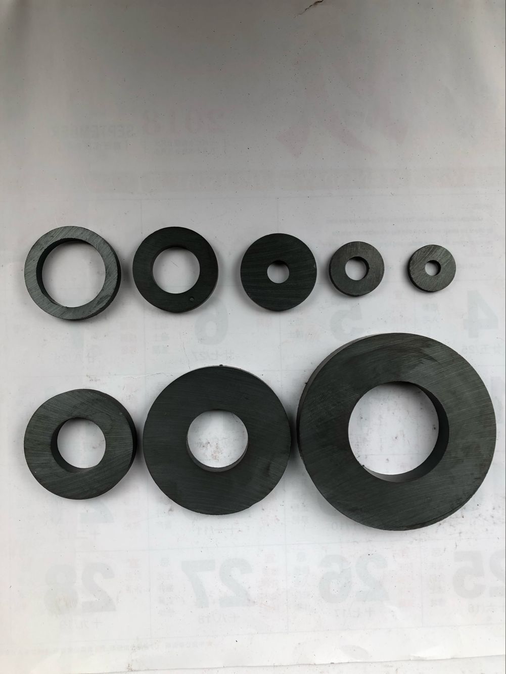 Y30BH High-Performance Ferrite Ring Magnet